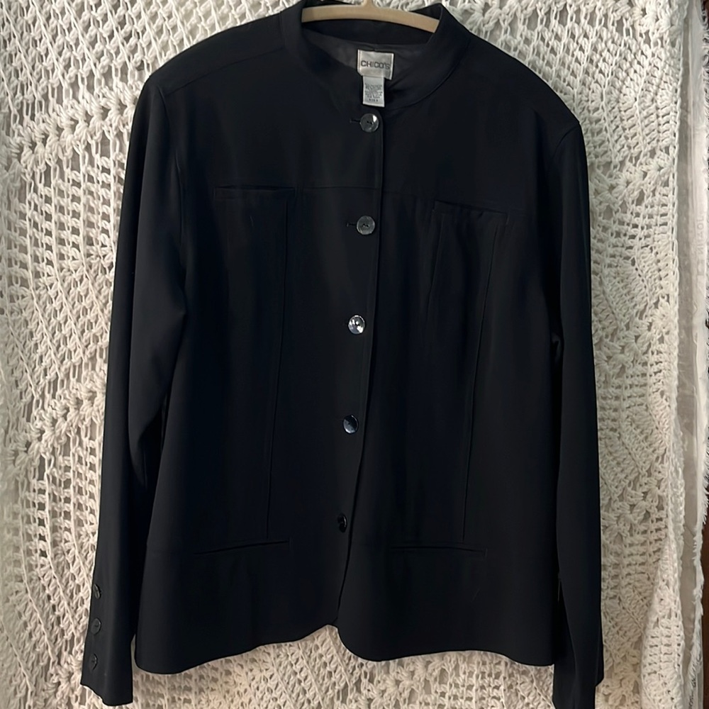 Chico’s button down long sleeve lined blazer Chico’s 2, Large. Perfect condition